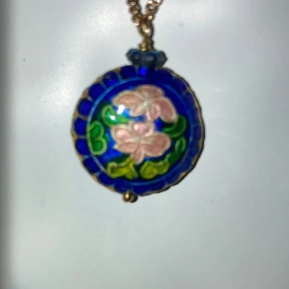 Cloisonné Necklace - Picture 2 of 6